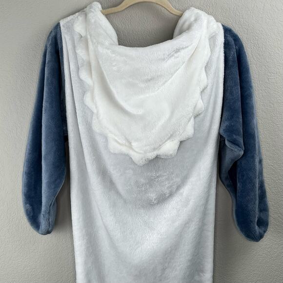 Hooded Fleece Shark Blanket Sleeping Bag One Piece Gray White Unisex Kids Large - Picture 5 of 15